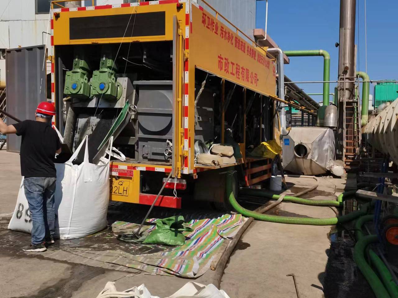 娄星淤泥压干处理